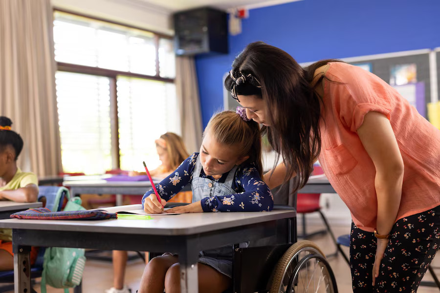 The Role of Specialist Education in ASD Coaching: A Personalised Approach